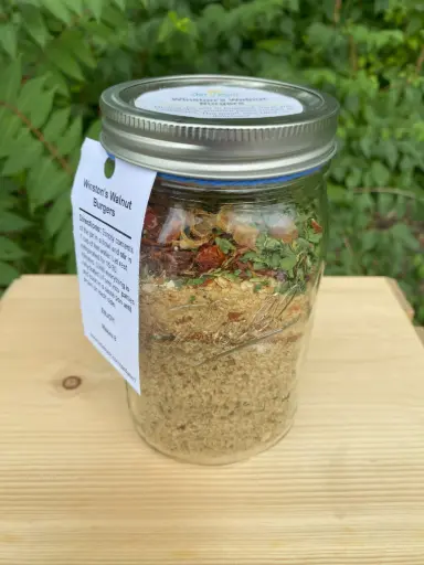 [BurgWalnut] Winston's Walnut Burgers